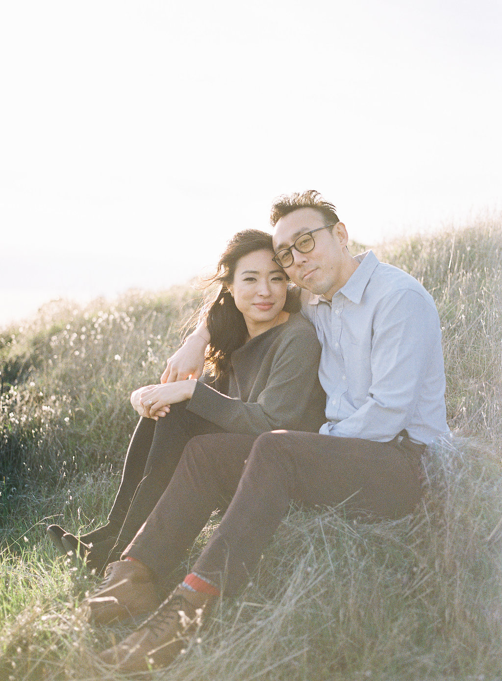 California Hills Engagement Session | California Photographer | Stephanie Gan Photography | Joy Wed | Canadian Wedding Blog | Canmore Wedding Planner | Sunset Engagement Session