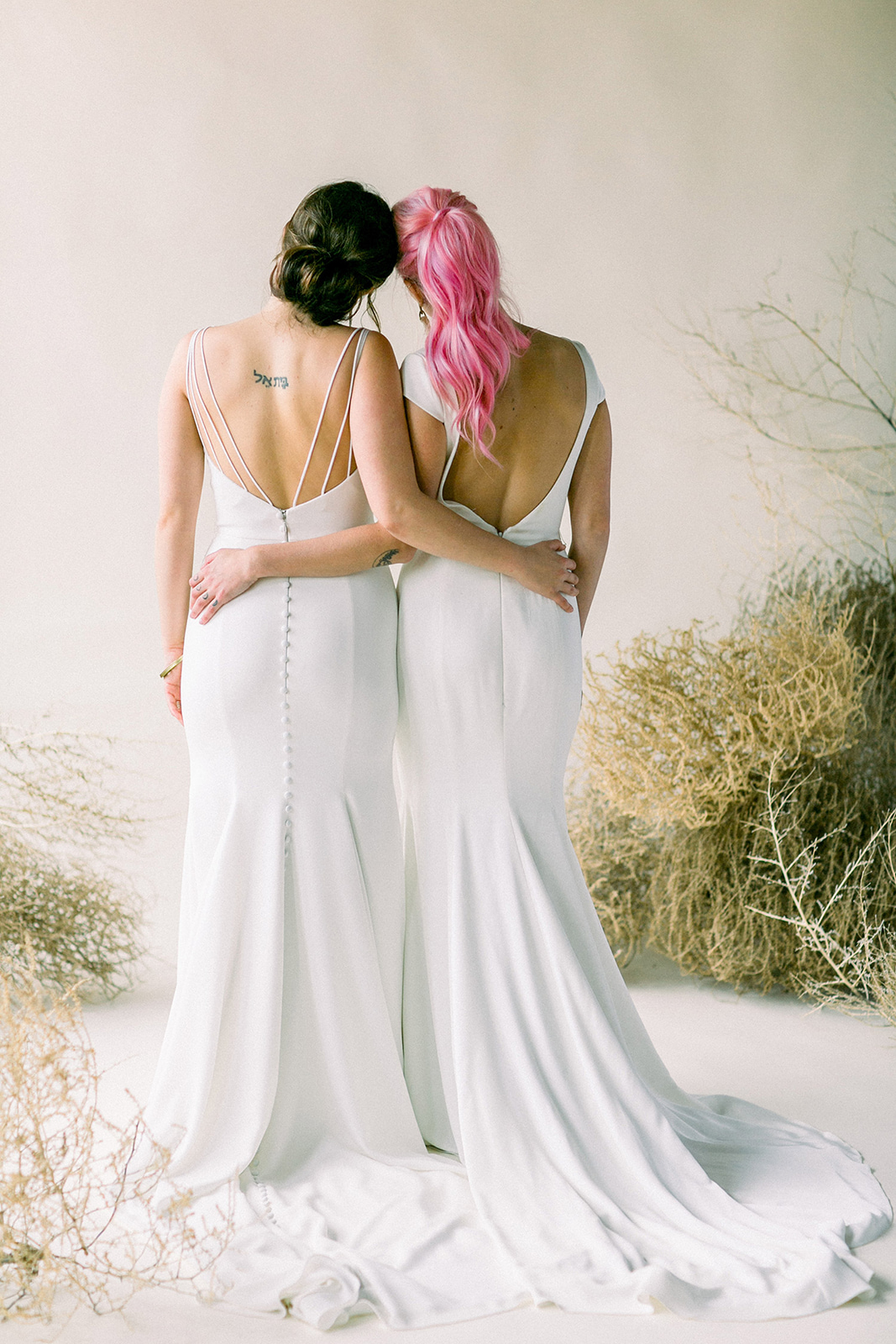 Desert Wedding | Modern Wedding | Minimal Wedding | Same Sex Wedding | Niki Rhodes Photo | Joy Wed | Canadian Wedding Blog | Fine Art Wedding Blog | Stacey Foley Design