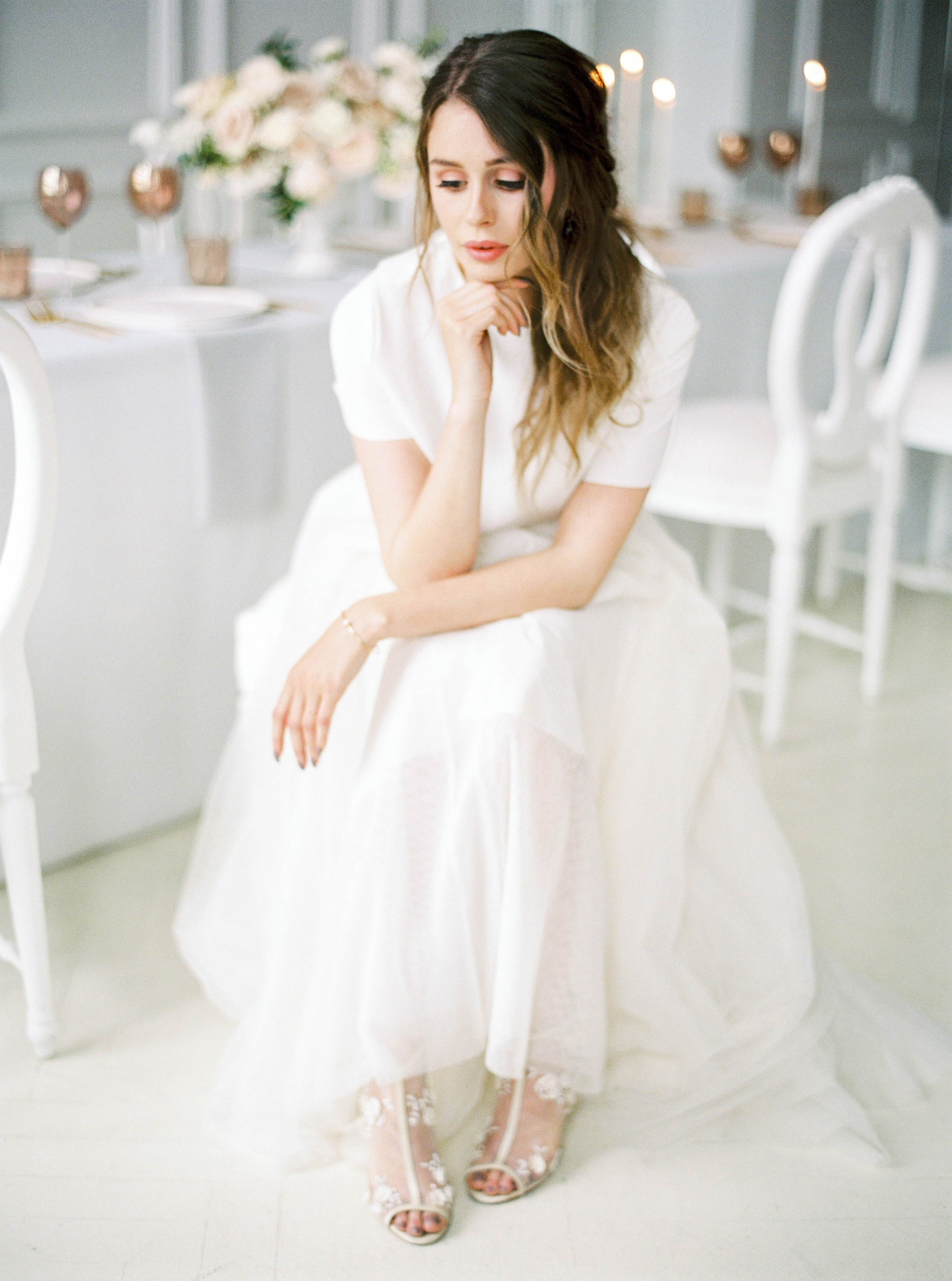 Scandinavian Wedding Inspiration | 2 Brides Photography | Peaches & Mint | Swedish Wedding | Minimal Wedding Inspiration | Spring Wedding | Joy Wed | Canadian Wedding Blog | Fine Art Wedding Blog