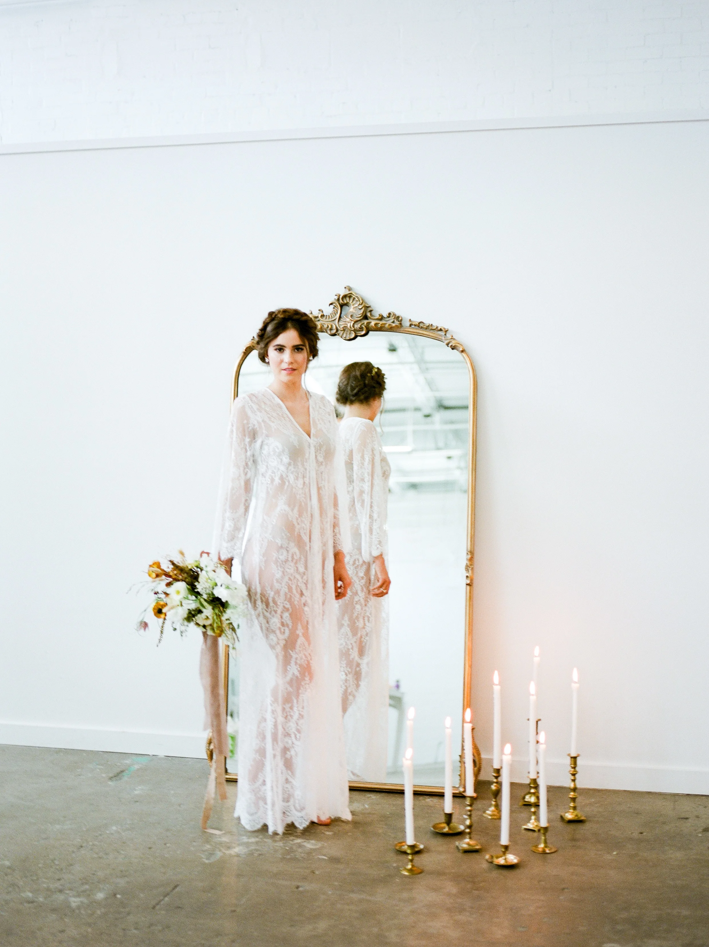 Organic Wedding Inspiration | Fall Wedding Inspiration | Canadian Wedding Blog | Red Fern Photography | Wedding Inspiration | Fine Art Wedding Blog | Kari Ellen Events