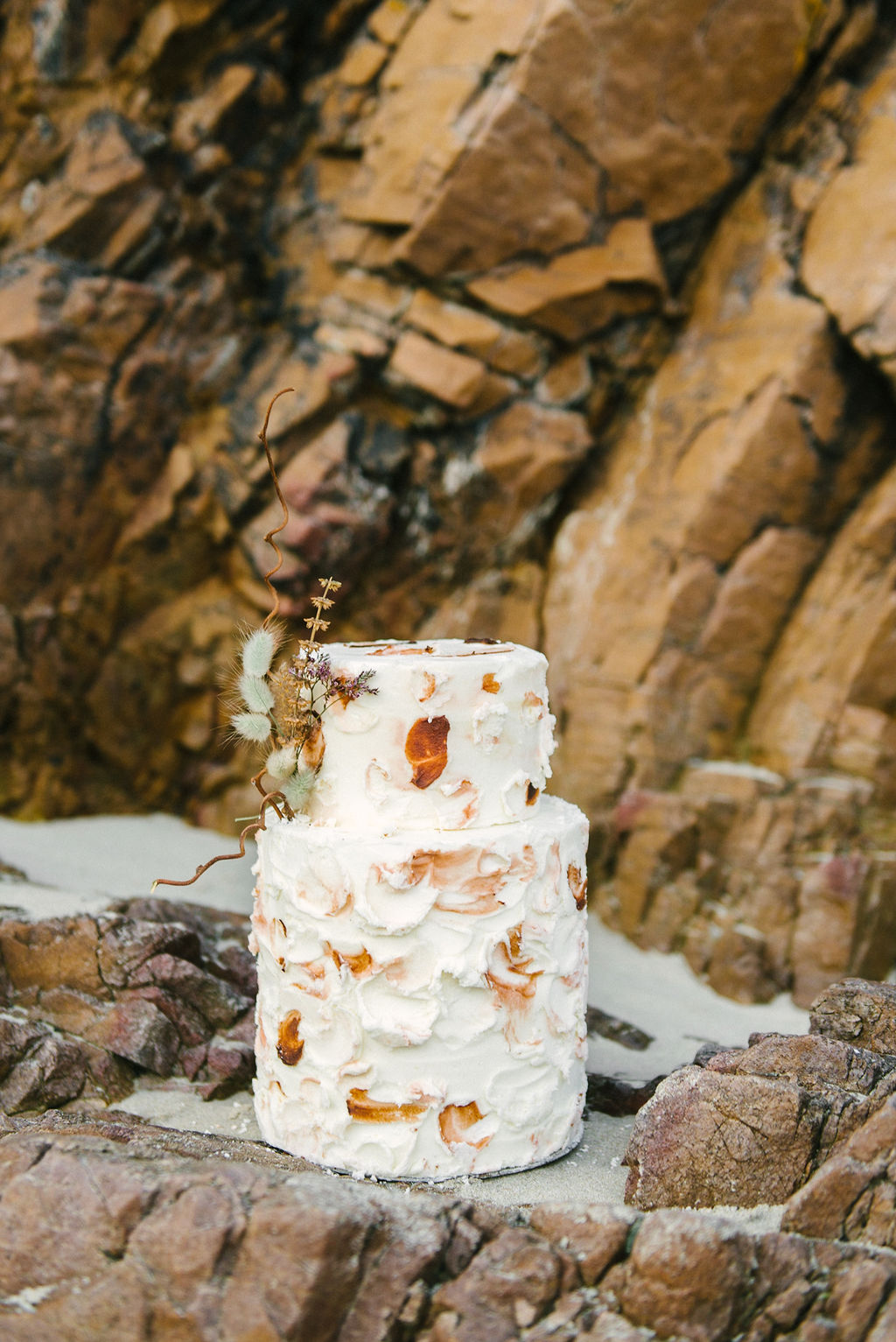 Ocean Wedding | Rust Wedding | Lizelle Goussard Photography | Joy Wed | Canadian Wedding Blog | Dubai Wedding | Dubai Photographer | Fine Art Wedding