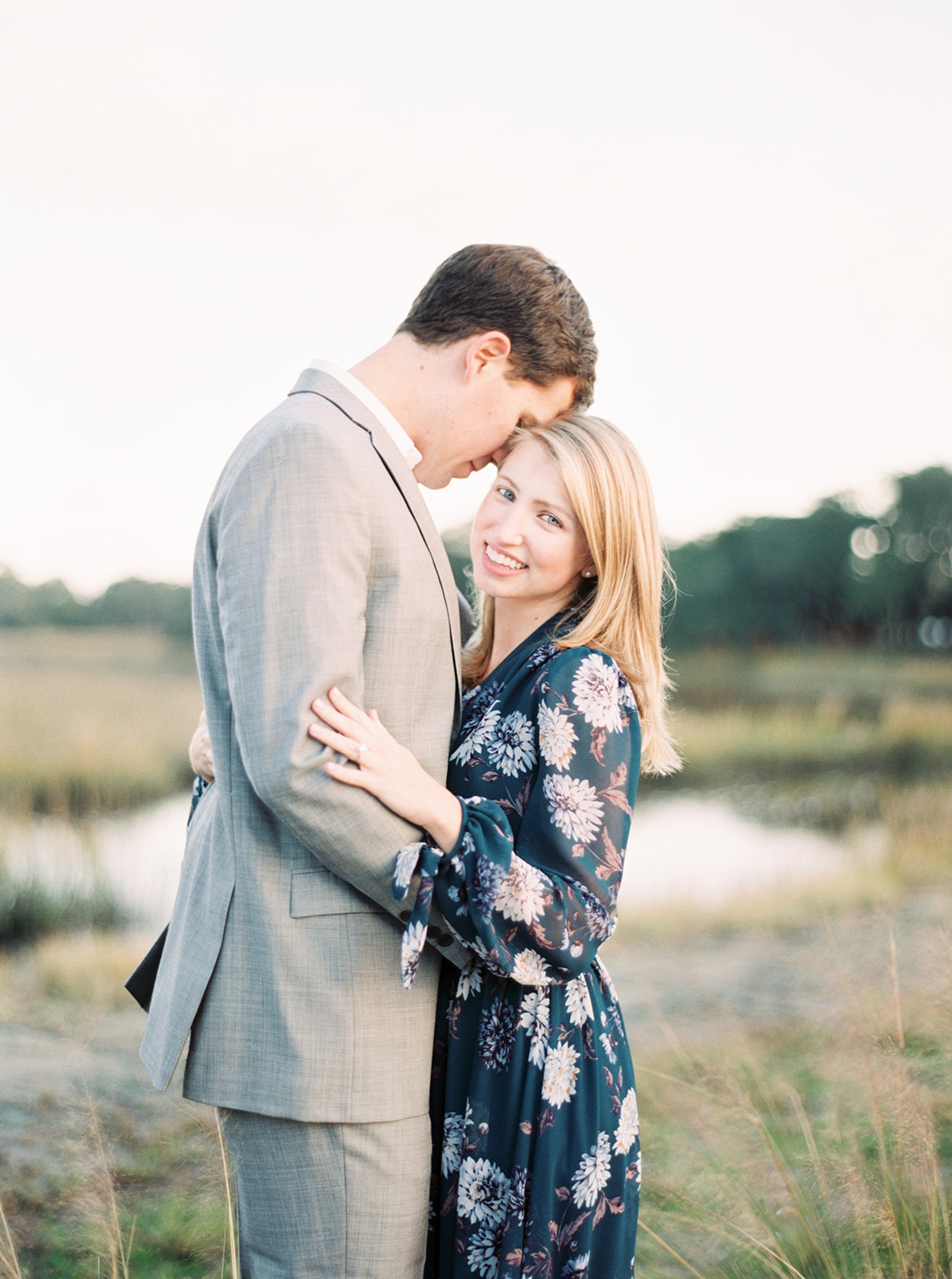 Charleston Engagement Session | Alayna Kaye Photography | South Carolina Wedding | South Carolina Photographer | Charleston Photographer | Fine Art Wedding Blog | Joy Wed