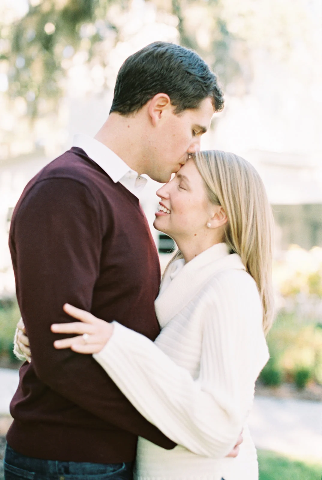 Charleston Engagement Session | Alayna Kaye Photography | South Carolina Wedding | South Carolina Photographer | Charleston Photographer | Fine Art Wedding Blog | Joy Wed