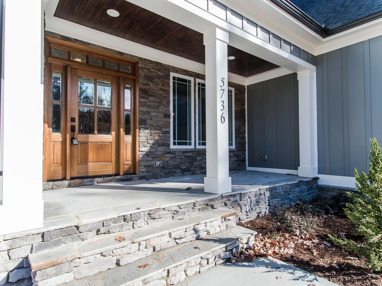 5736 Barham Crossing Dr Wake-large-007-27-Barham Crossing38-1333x1000-72dpi.jpg