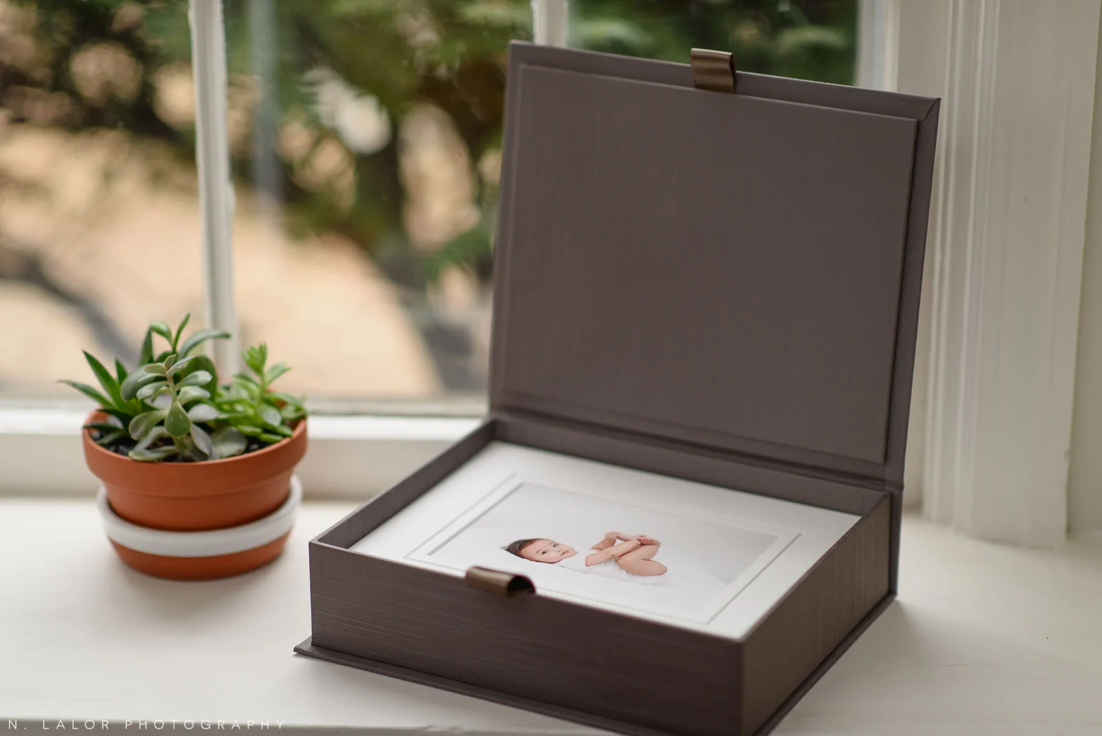 nlalor-photography-2018-new-heirloom-presentation-box-8.jpg