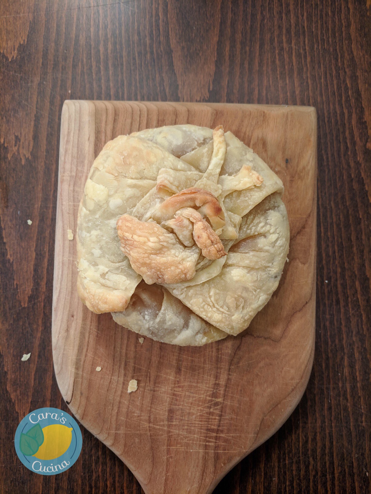 bakedbrieinpuffpastry.jpeg