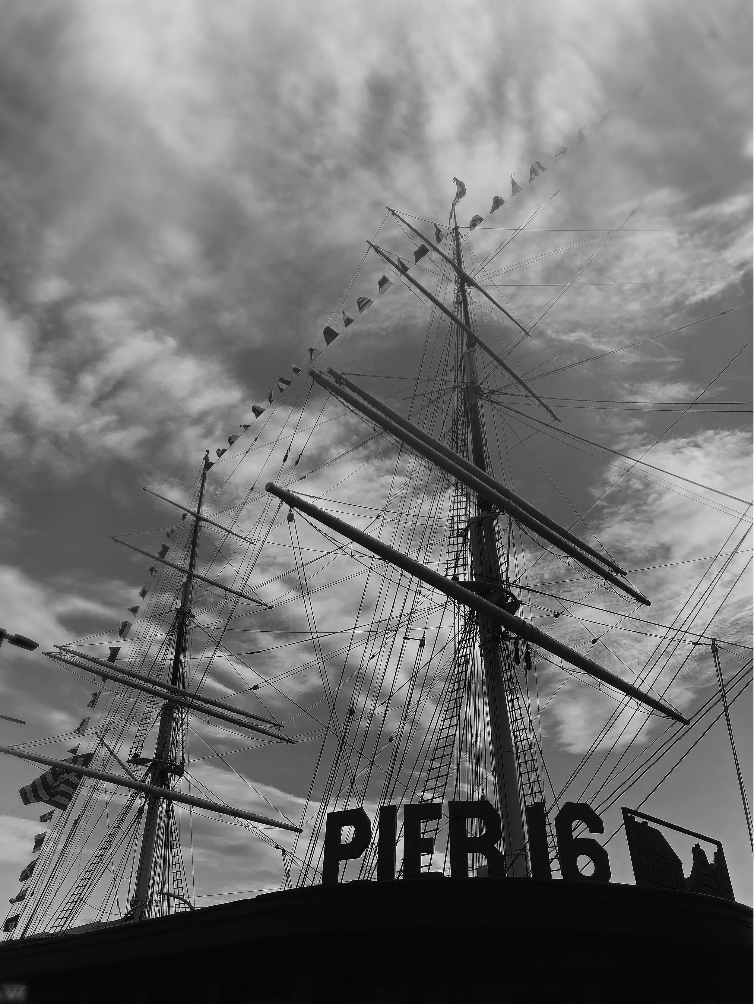 pier16.jpg