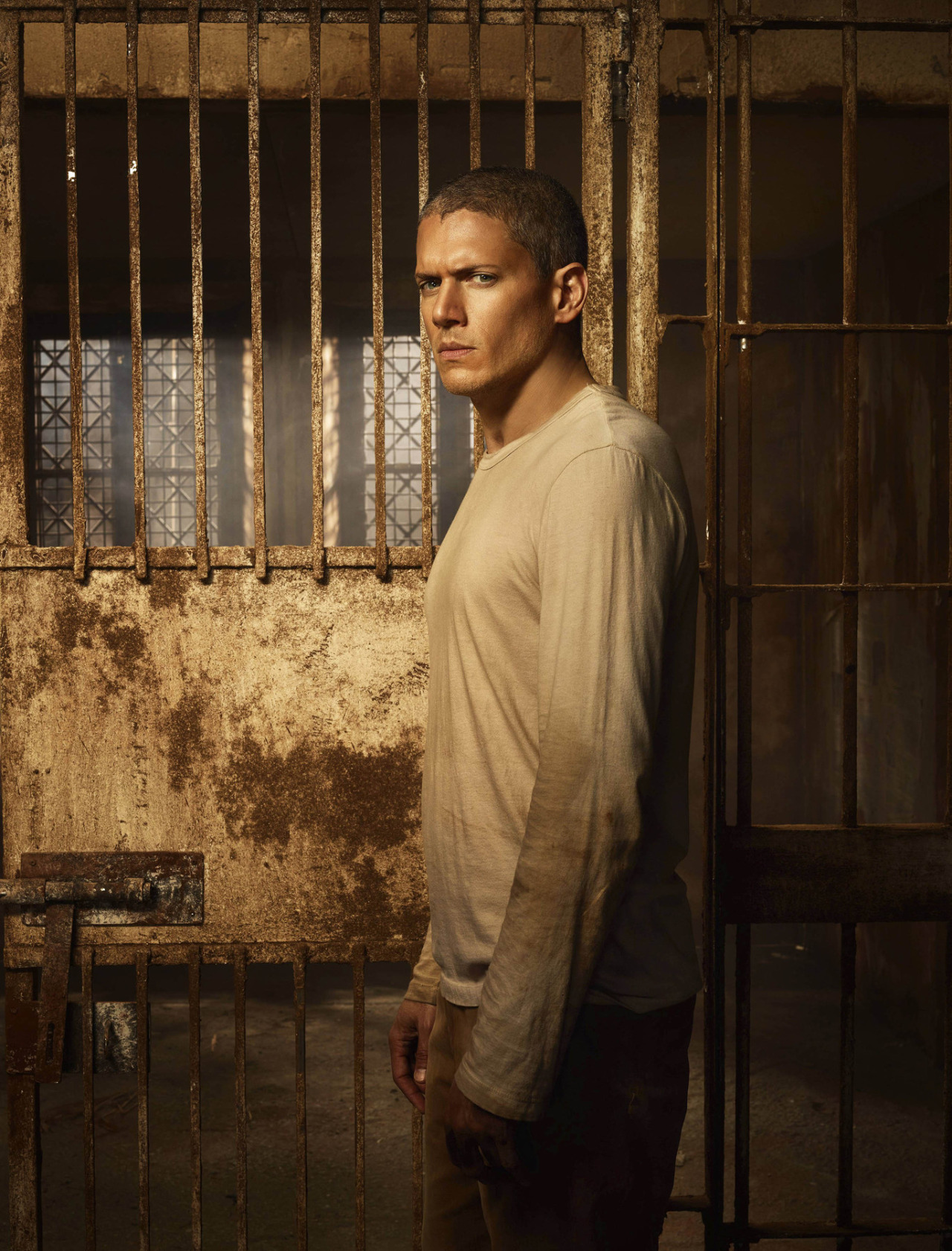 (Picture from a daily dose of wentworth tumblr (http://dailywentworth.tumblr.com/