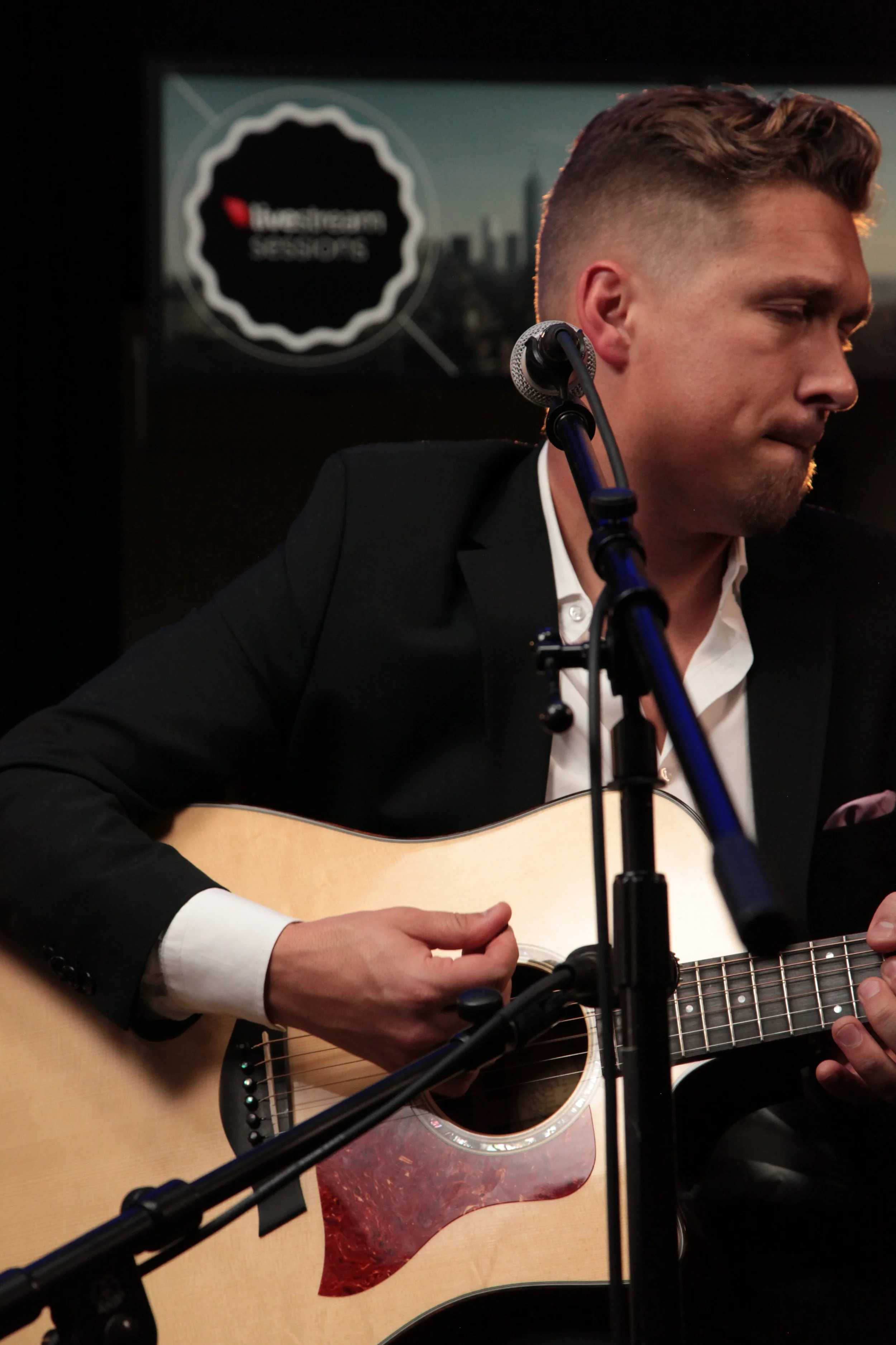 Hanson Livestream Session