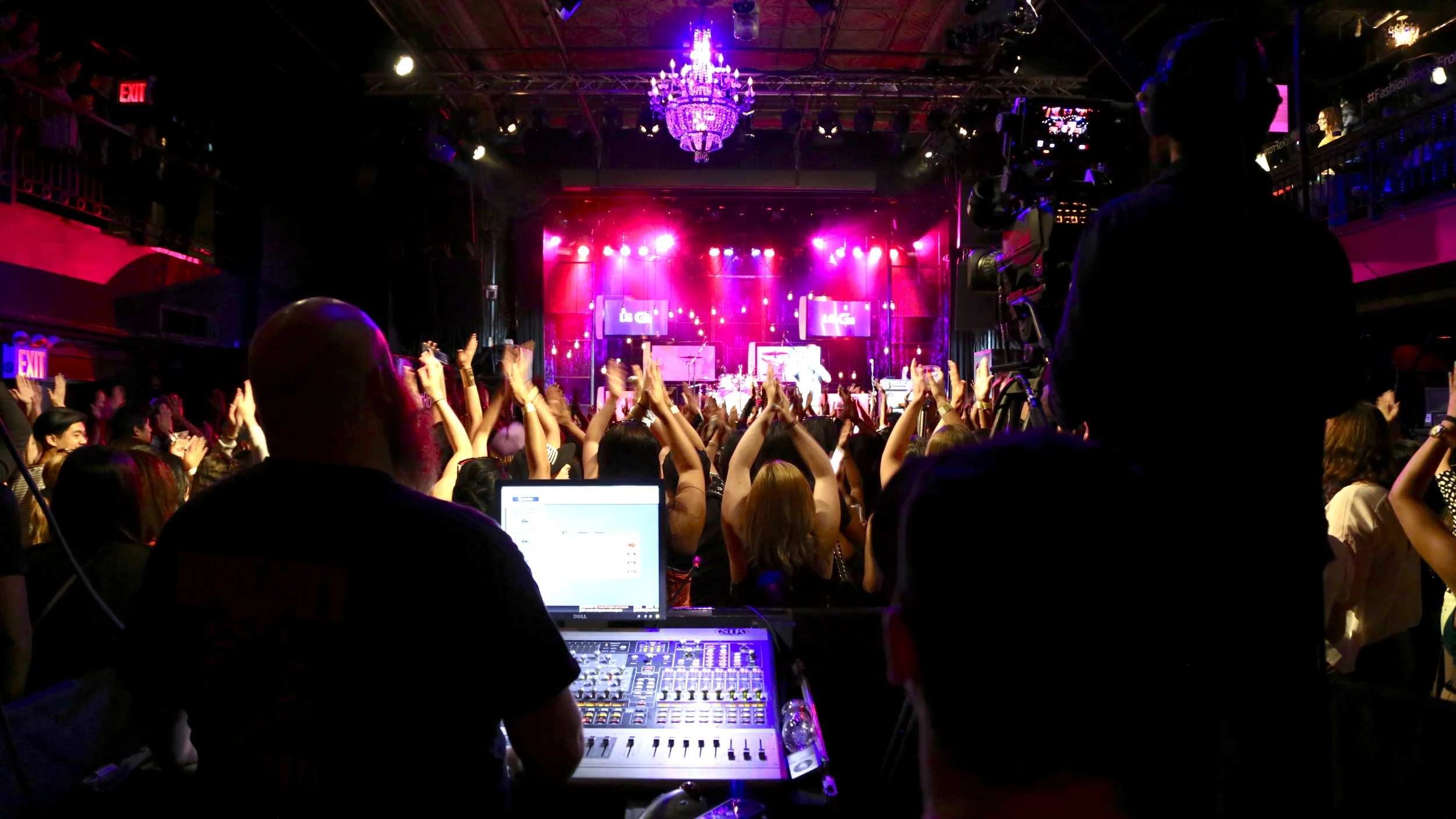 Fashion Rocks! Front Row LG MAGIC! Concert, 2014