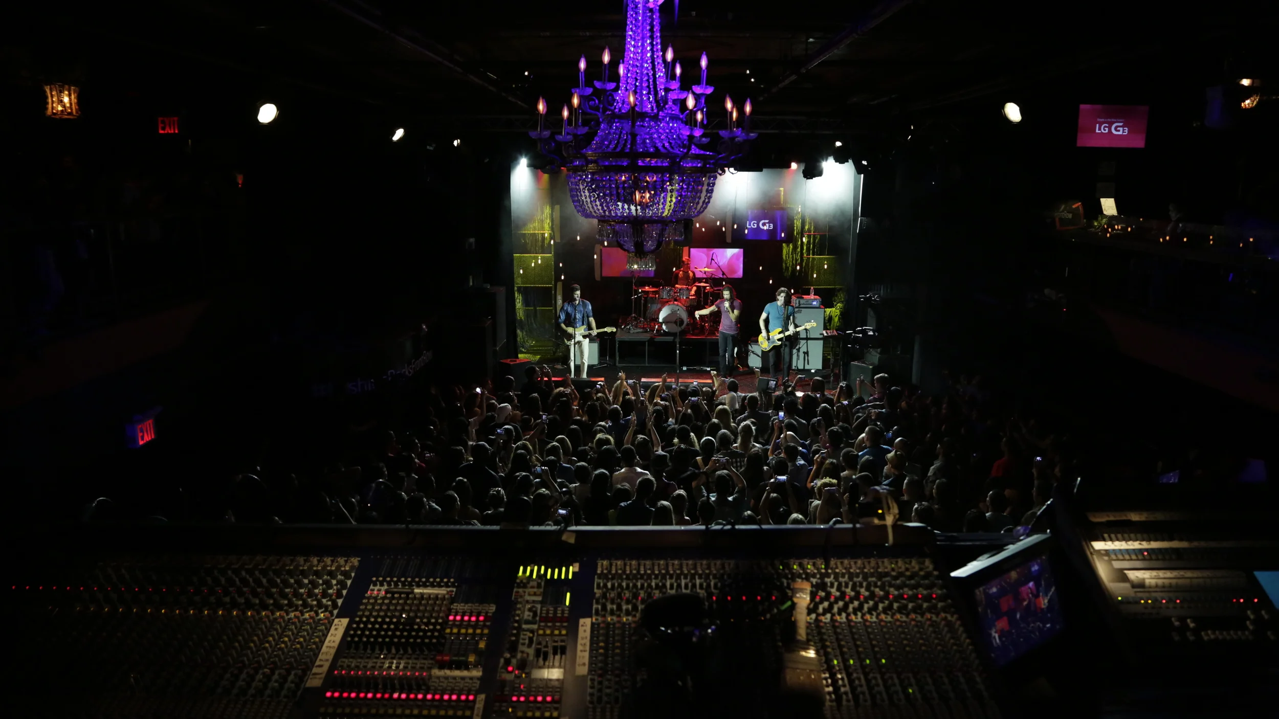 Fashion Rocks! Front Row LG MAGIC! Concert, 2014
