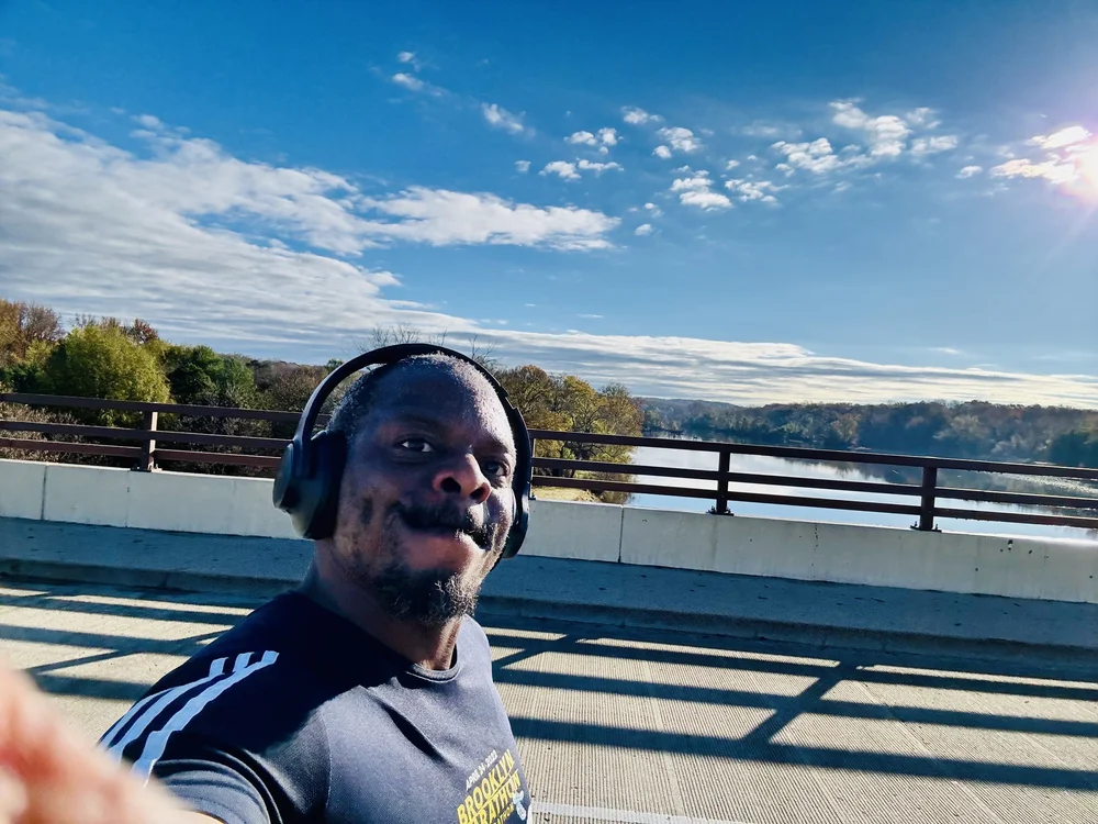 richmond marathon_kos selif on bridge.jpeg