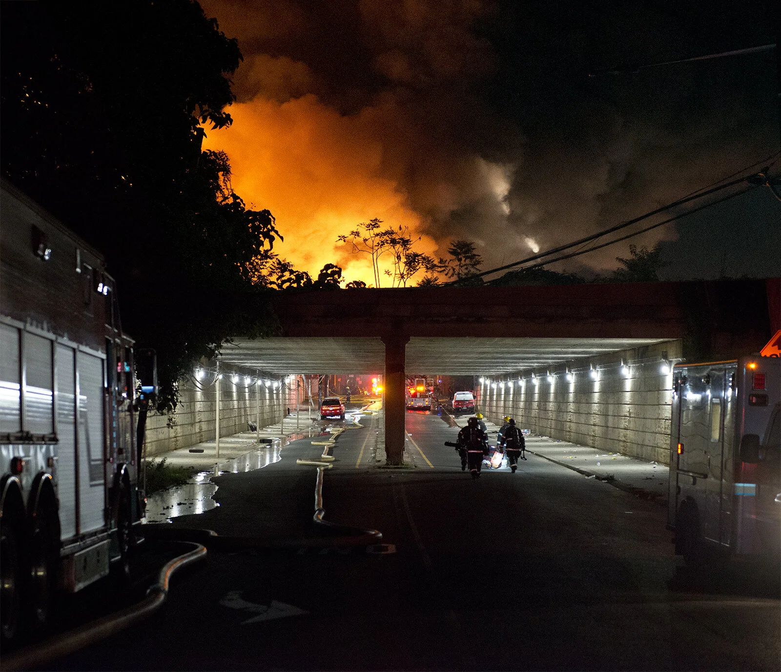 LEHIGH JUNKYARD FIRE-71018 1030pm.jpg
