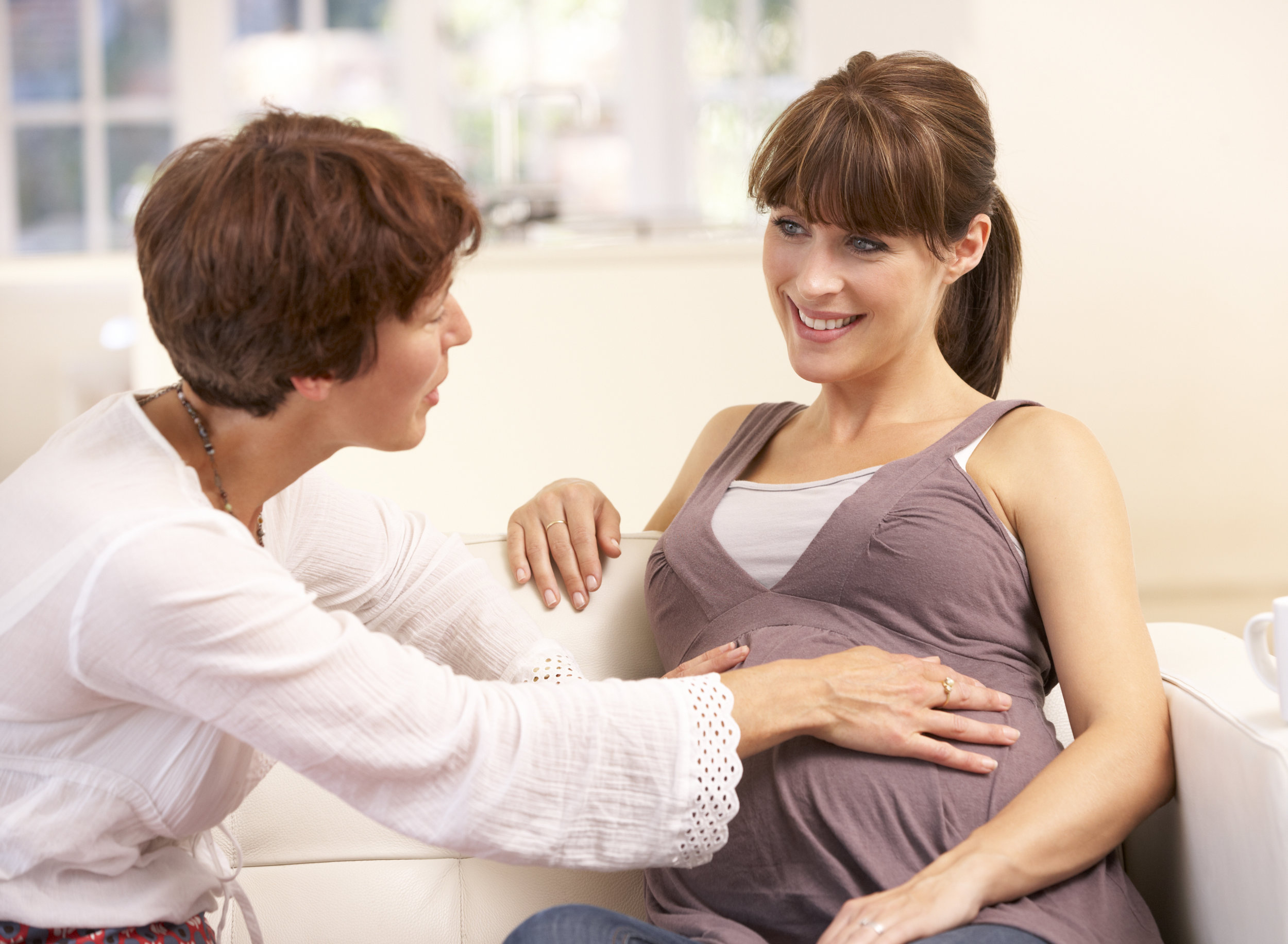 The Use of Chiropractic Services in the Care of Pregnant Women: A Survey of Midwives