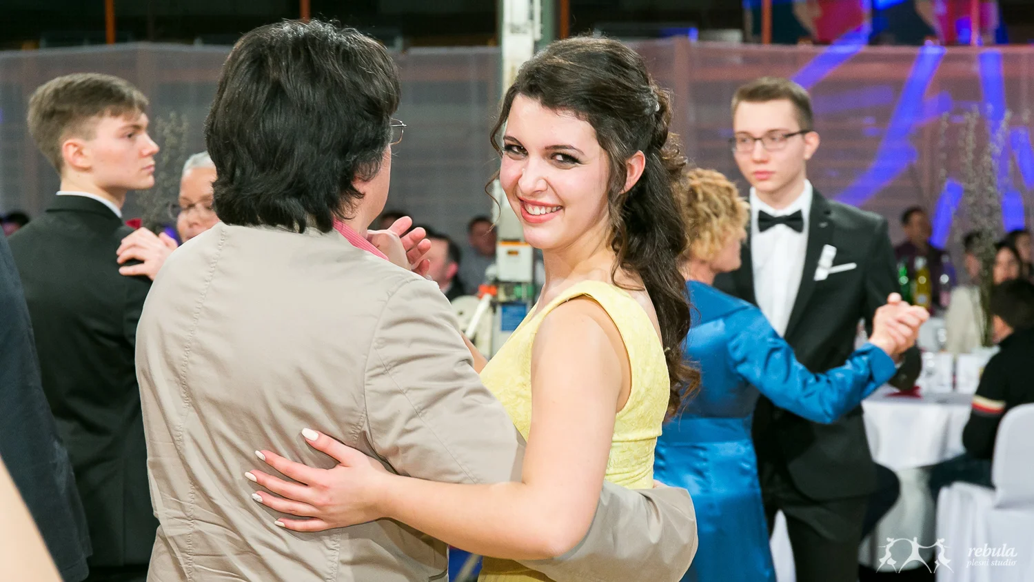 0744_maturantski_ples_Postojna.jpg