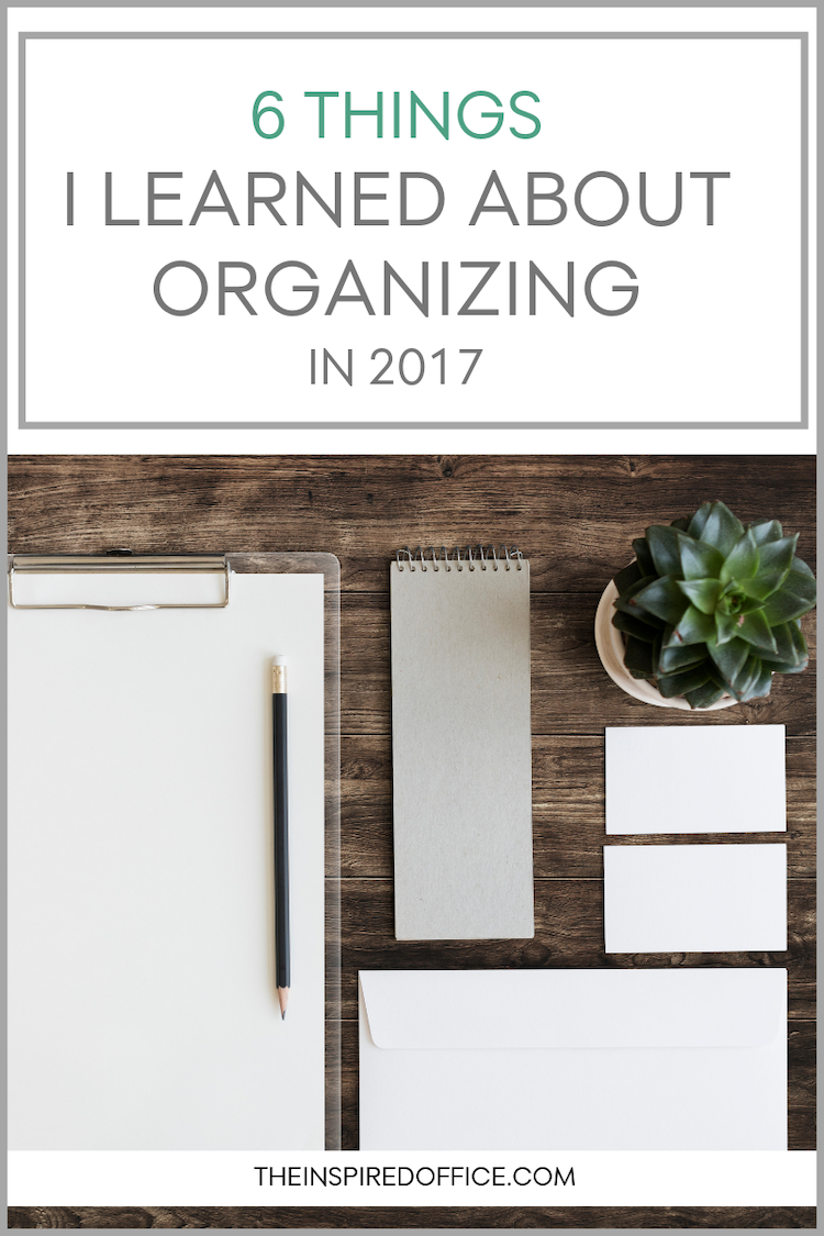 As a professional organizer, I’m learning new organizing tips all the time. Every year since 2012 I do a round up of what I’ve learn over the past year. In this post I list the 6 things I learned in 2017 (and links to my past years). #organizing #decluttering