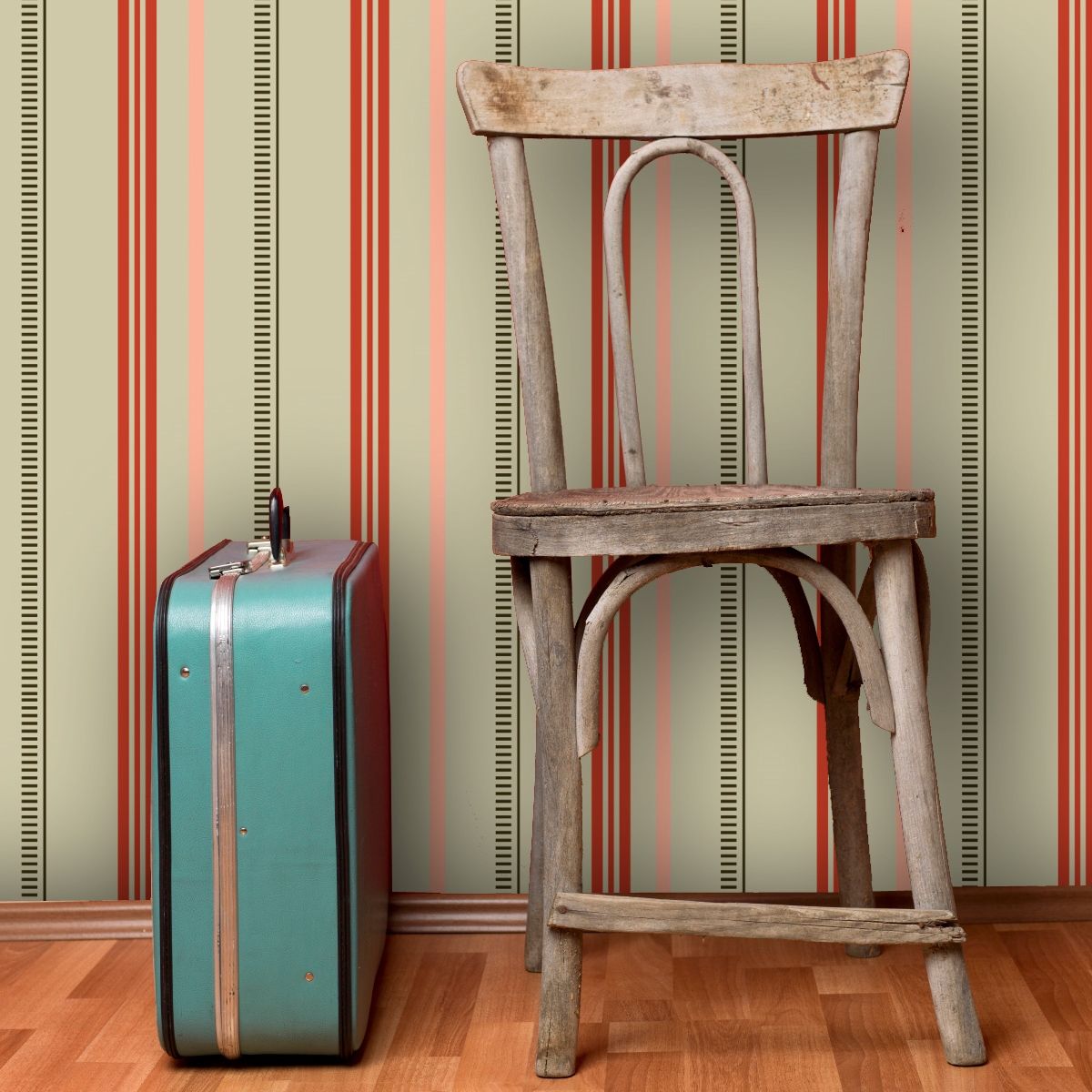 https://images.squarespace-cdn.com/content/v1/55c91156e4b05f3b53ead571/1448394849270-IX017G9H9R9P3V7JTZPL/Suitcase-and-Wood-Chair-LITTLE-STANLEY-buff.jpg