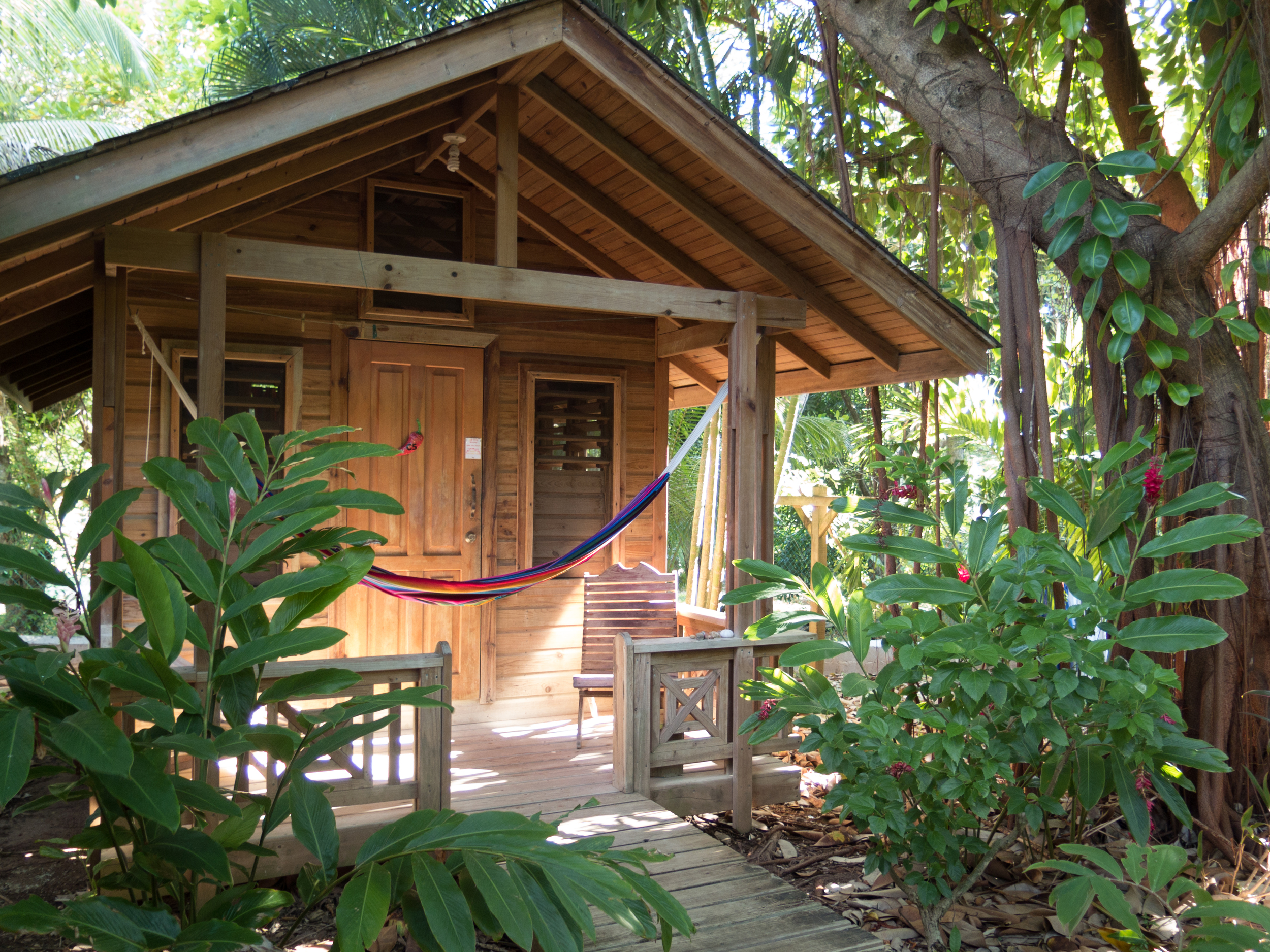 Private cabin, Hotel Chillies, West End, Roatan.