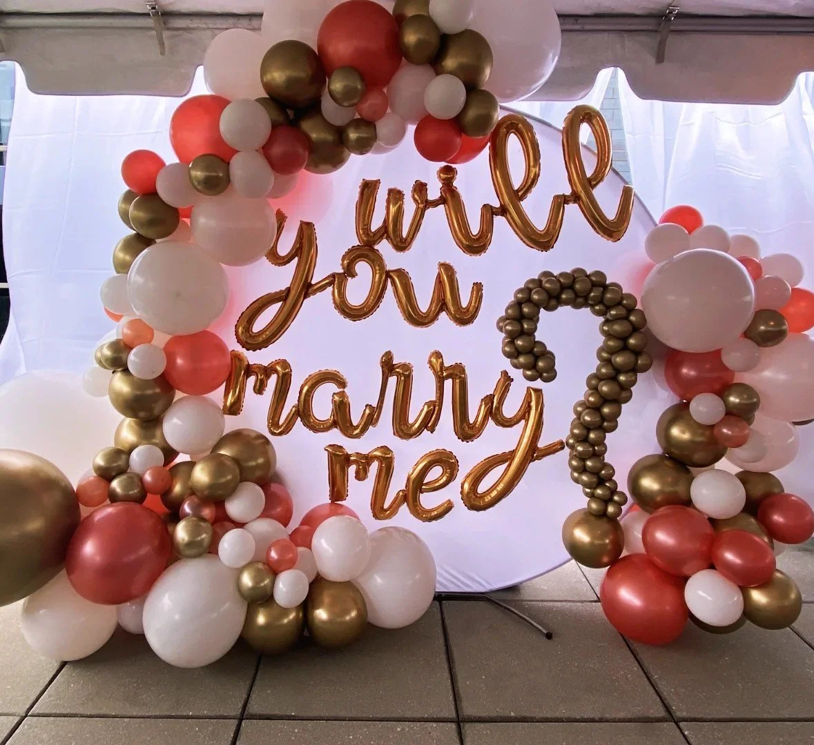 Custom married balloon.jpg