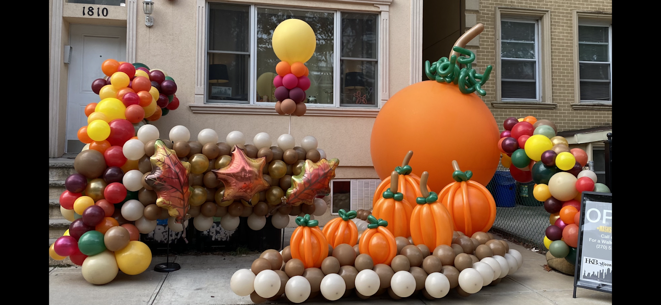 Holiday Balloon in CHS.png