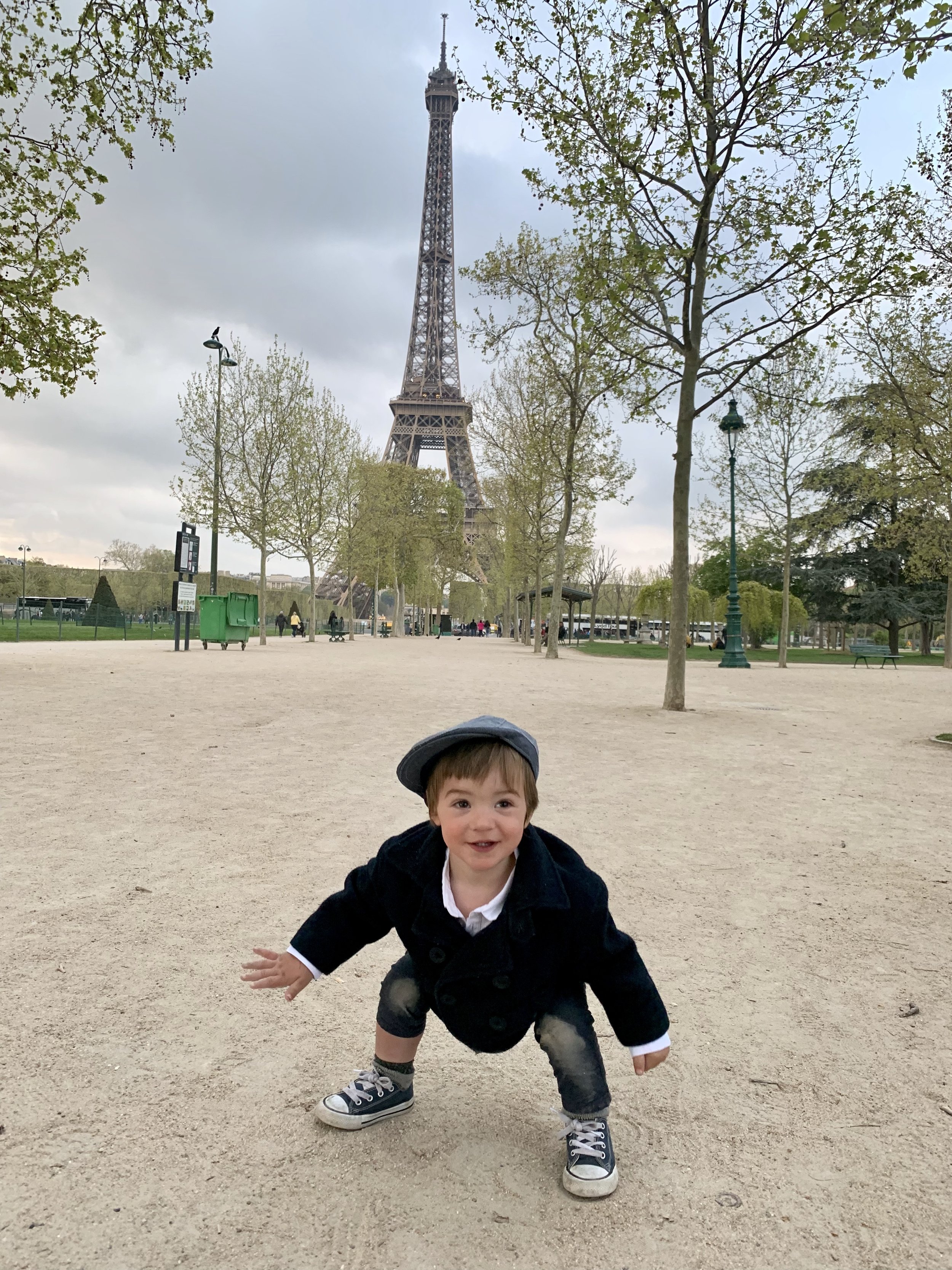 Roman explaining the history of the Eiffel tower.