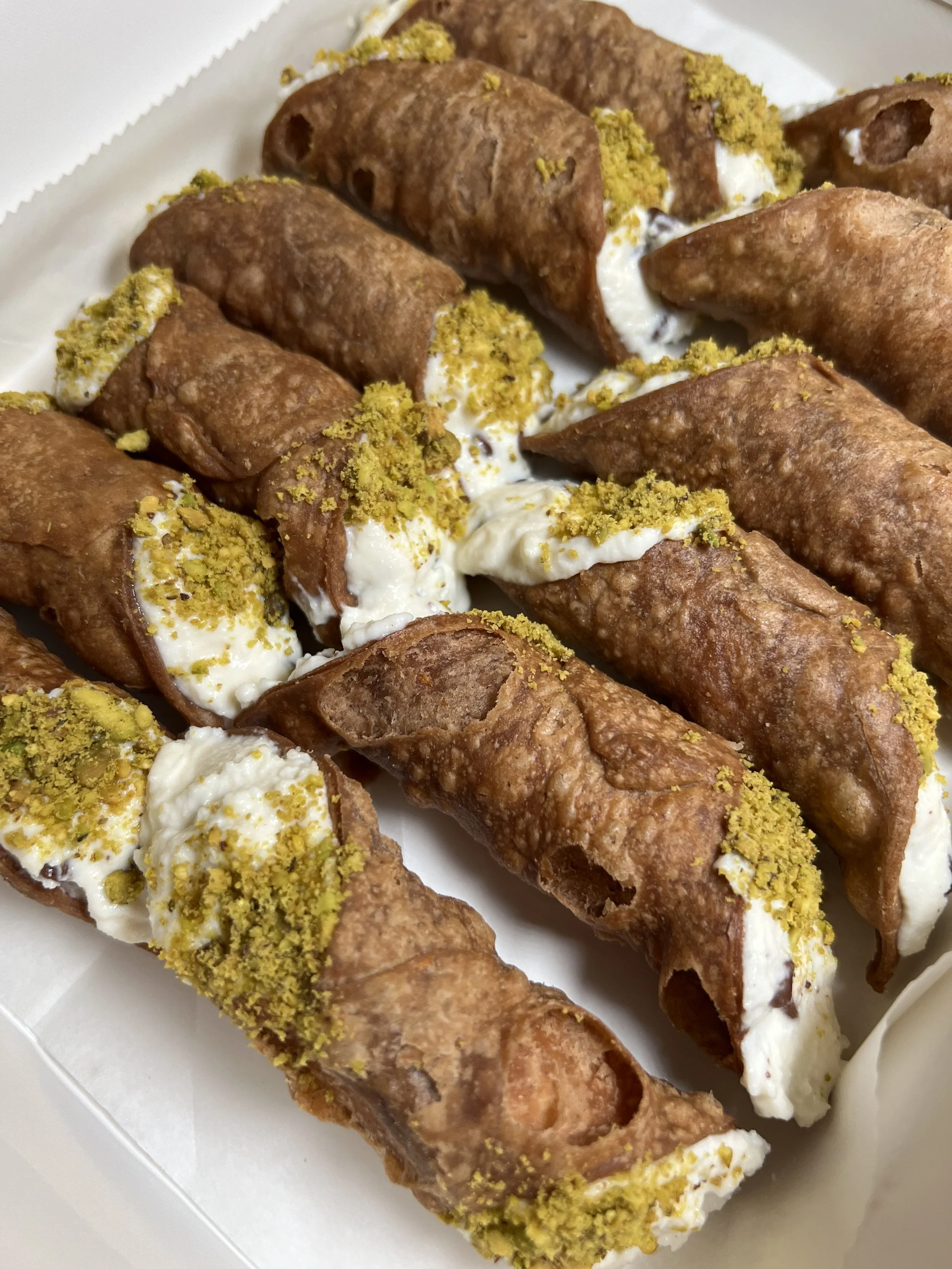 Cannoli_2 (2).jpg