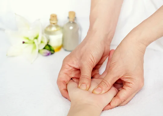 Essential.Oils_.handMassage.jpg