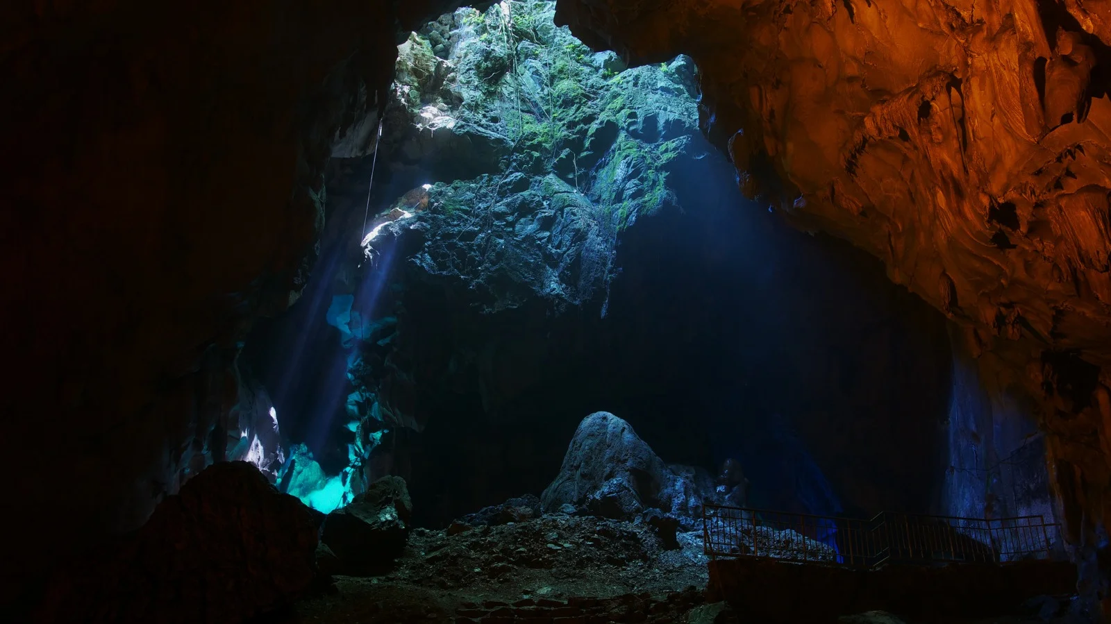 TILL+THE+CAVE+FILLS+Promo+Photo.jpg