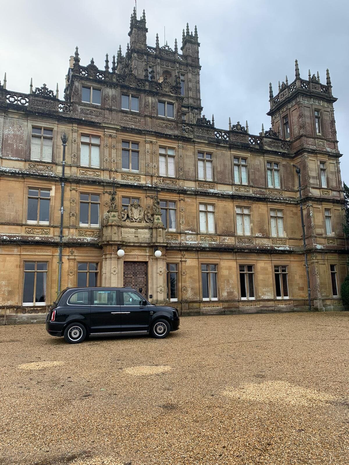 Downton Abbey Taxi