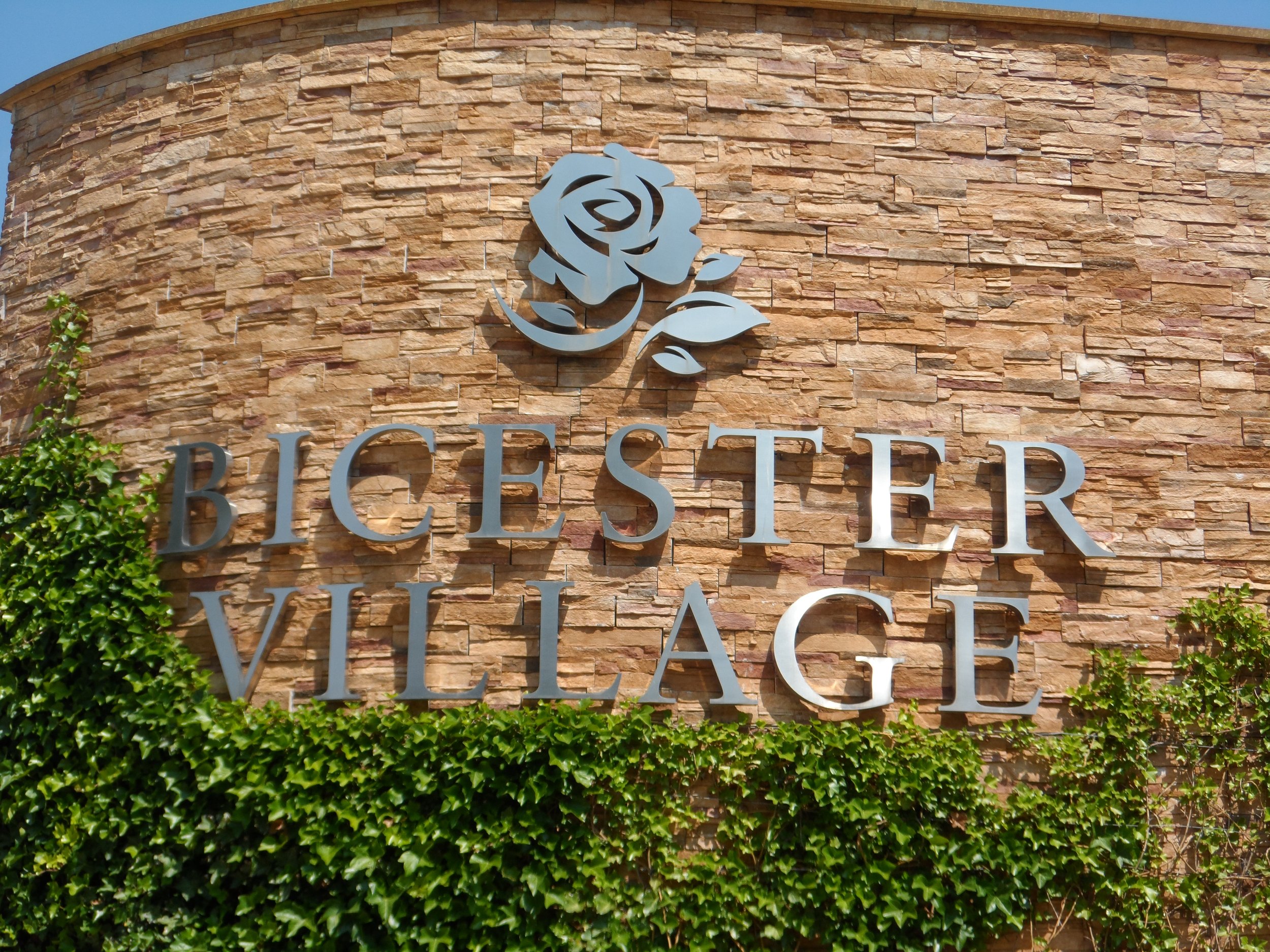 Black Cab to Bicester Village