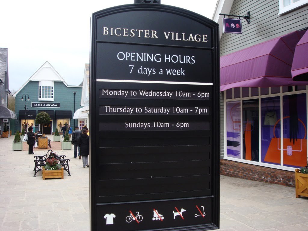 Black Cab shopping trips to Bicester Village