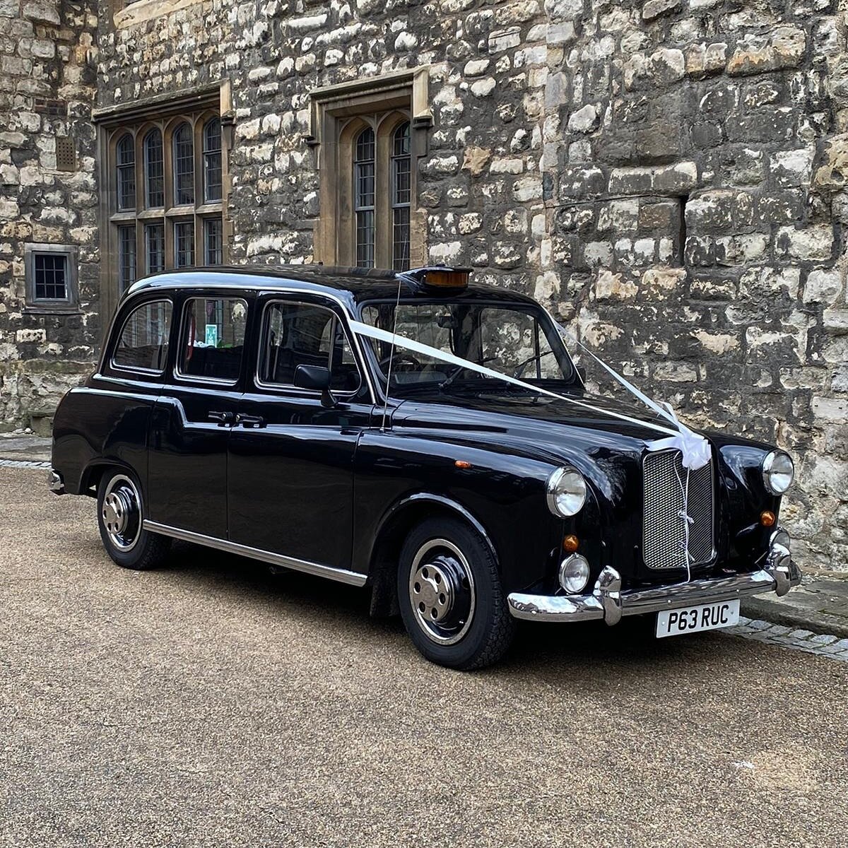 Our beautiful 90&rsquo;s black fairway out on wedding duty today, looking spectacular ✨

💍 Wedding Transport
🎬 Filming Hire
✈️ Airport Transfers
📢 Promotions 
🚕 Taxi Advertising
🎥 Studio Tours
.
.
For information or enquires please contact us vi