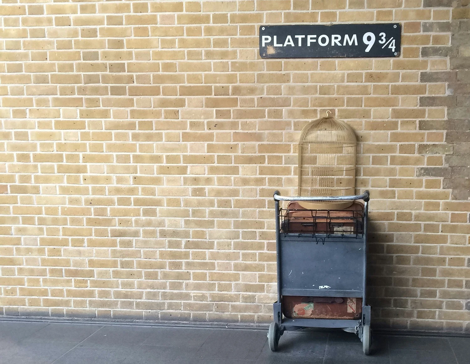 Warner Bros. Studio Tour London - Discover the Magic and The Making of Harry Potter film sets