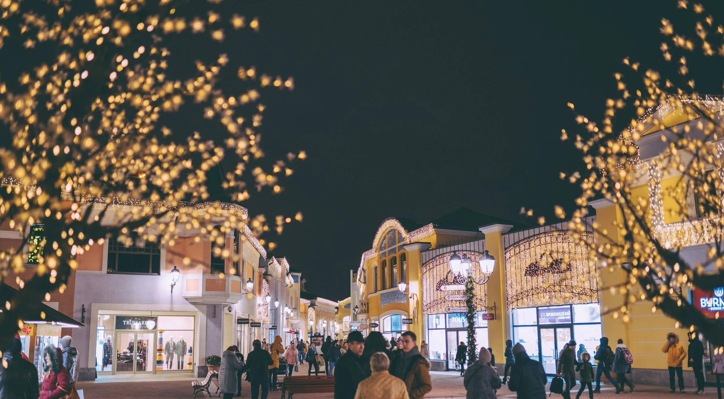 Bicester village shopping day out by black cab from London