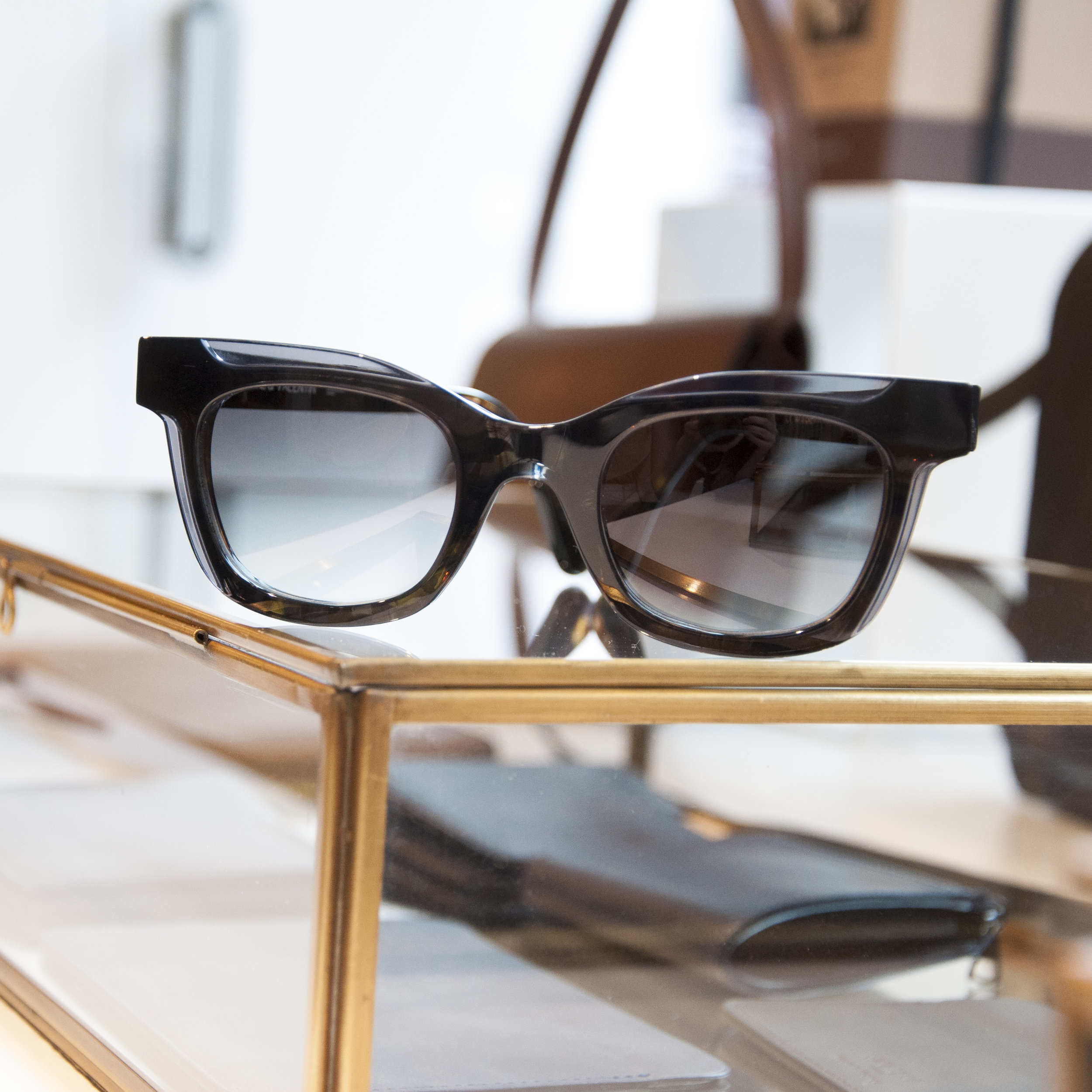 atelier mira - Anne & Valentin French-made eyeglasses optical boutique ...