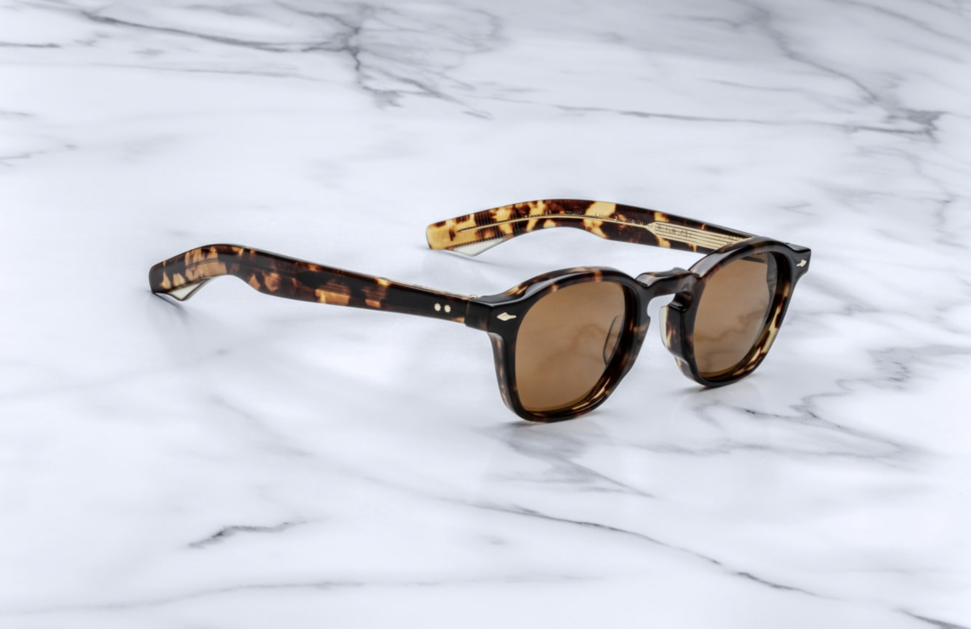 atelier mira-ZEPHIRIN 47 optical boutique featuring handcrafted 