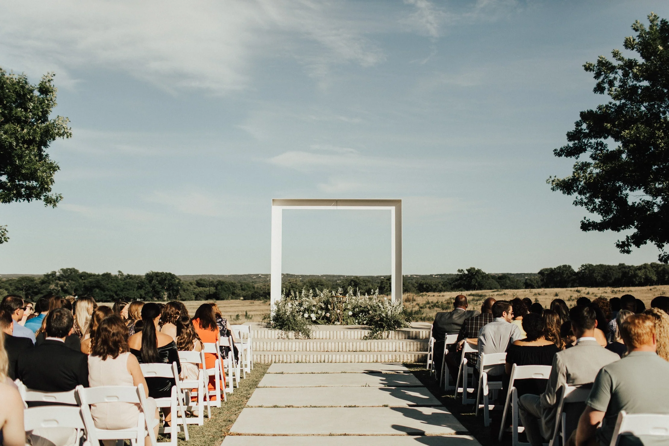 Austin-Texas-Modern-Prospect-House-Outdoor-Wedding-Andre-Jackie-48.jpg