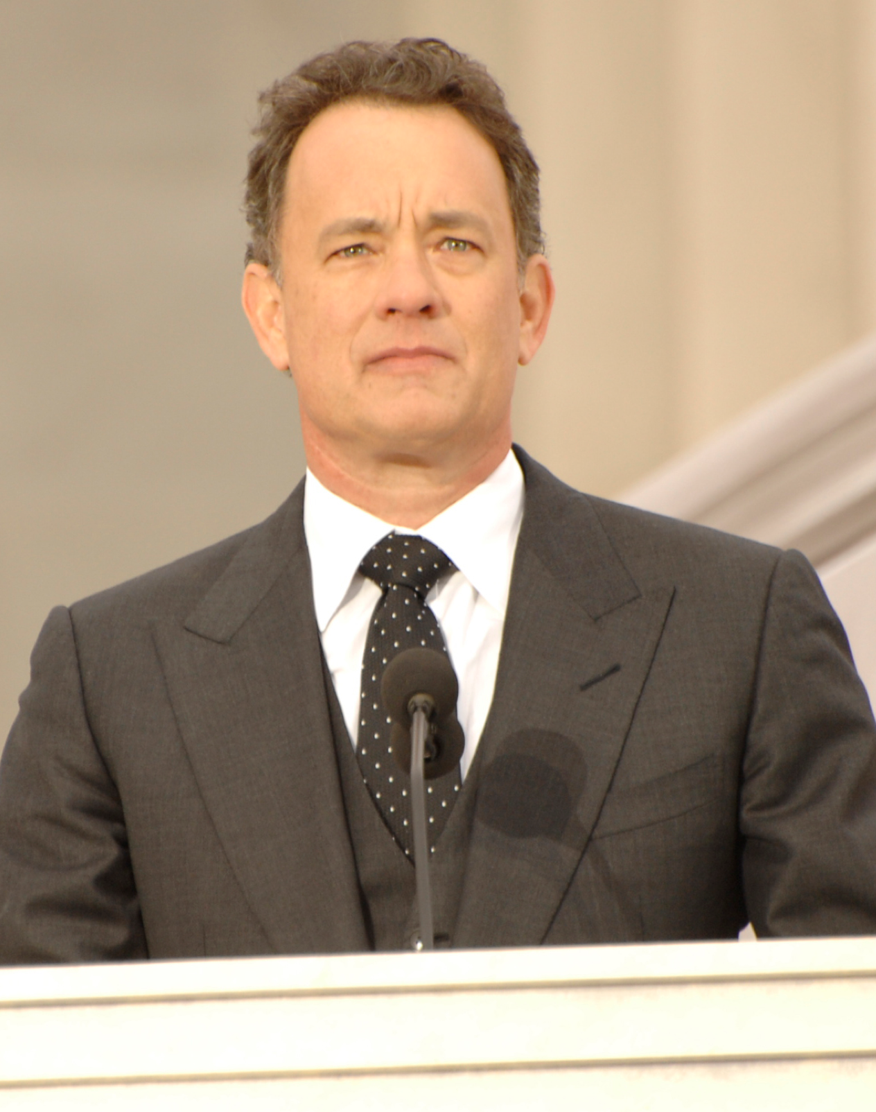 NEWS: What One Book Would Tom Hanks Take With Him to a Desert Island?