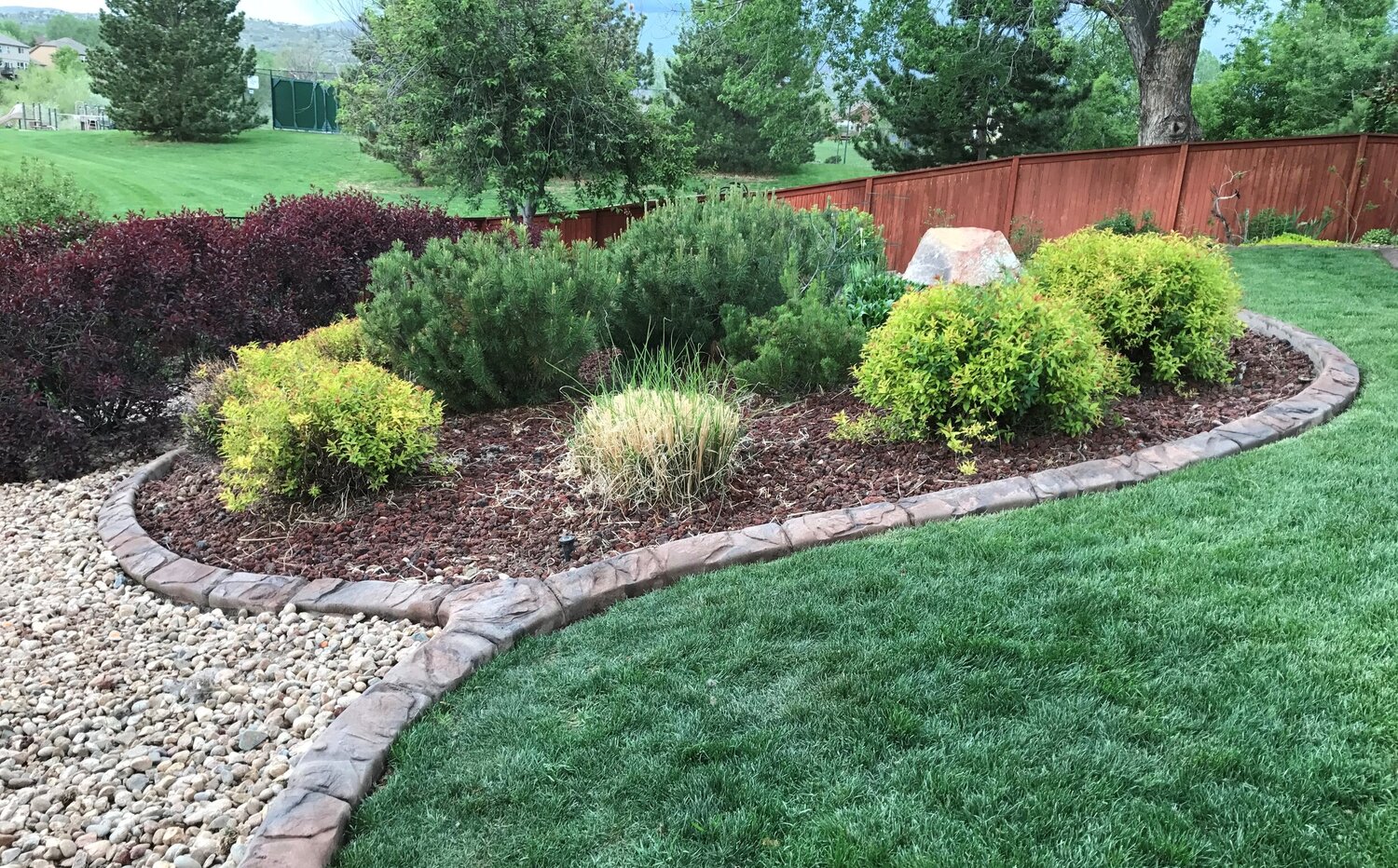 20 Best Yard Landscaping Ideas for Front and Backyard - Landscaping Design  Advice