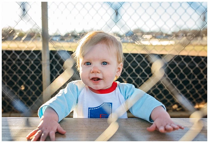 Eastons-first-birthday-session-watauga-baseball (8).jpg