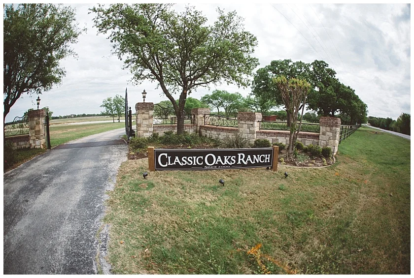 classic_oaks_ranch_wedding (1).jpg