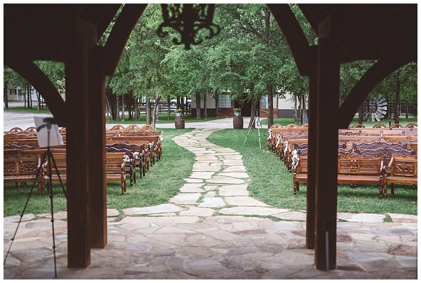 classic_oaks_ranch_wedding (48).jpg