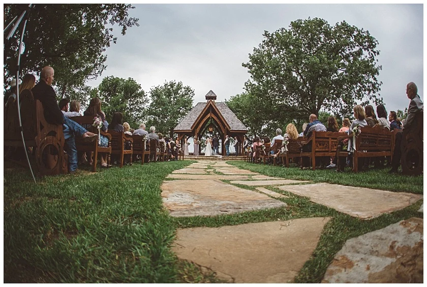 classic_oaks_ranch_wedding (107).jpg