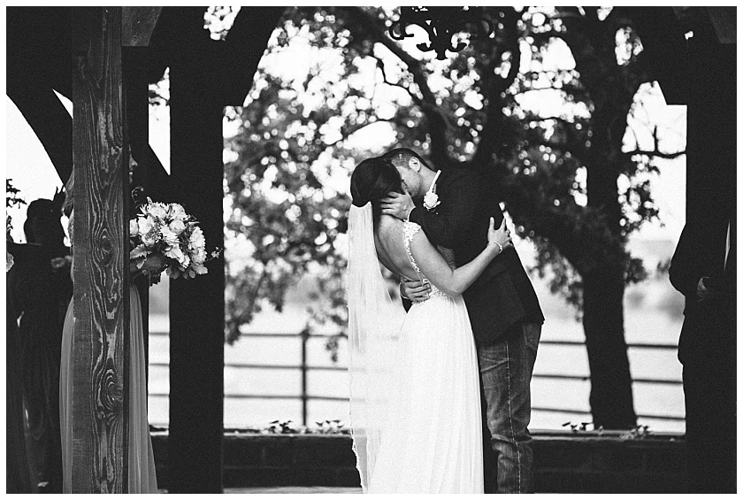 classic_oaks_ranch_wedding (120).jpg