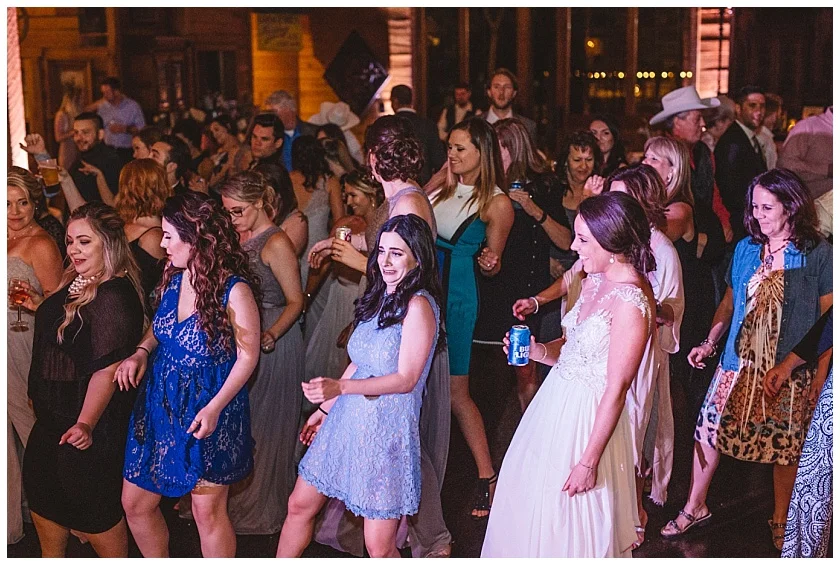 classic_oaks_ranch_wedding (217).jpg