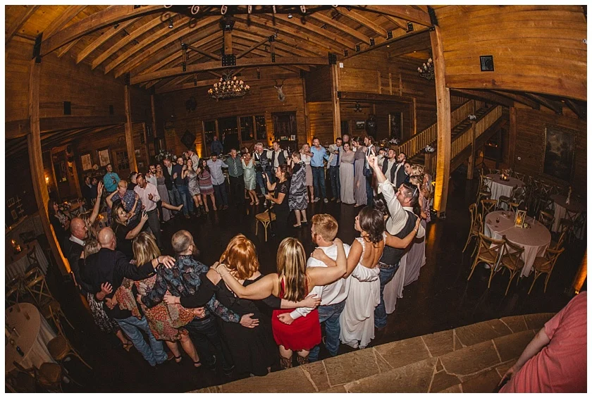 classic_oaks_ranch_wedding (230).jpg
