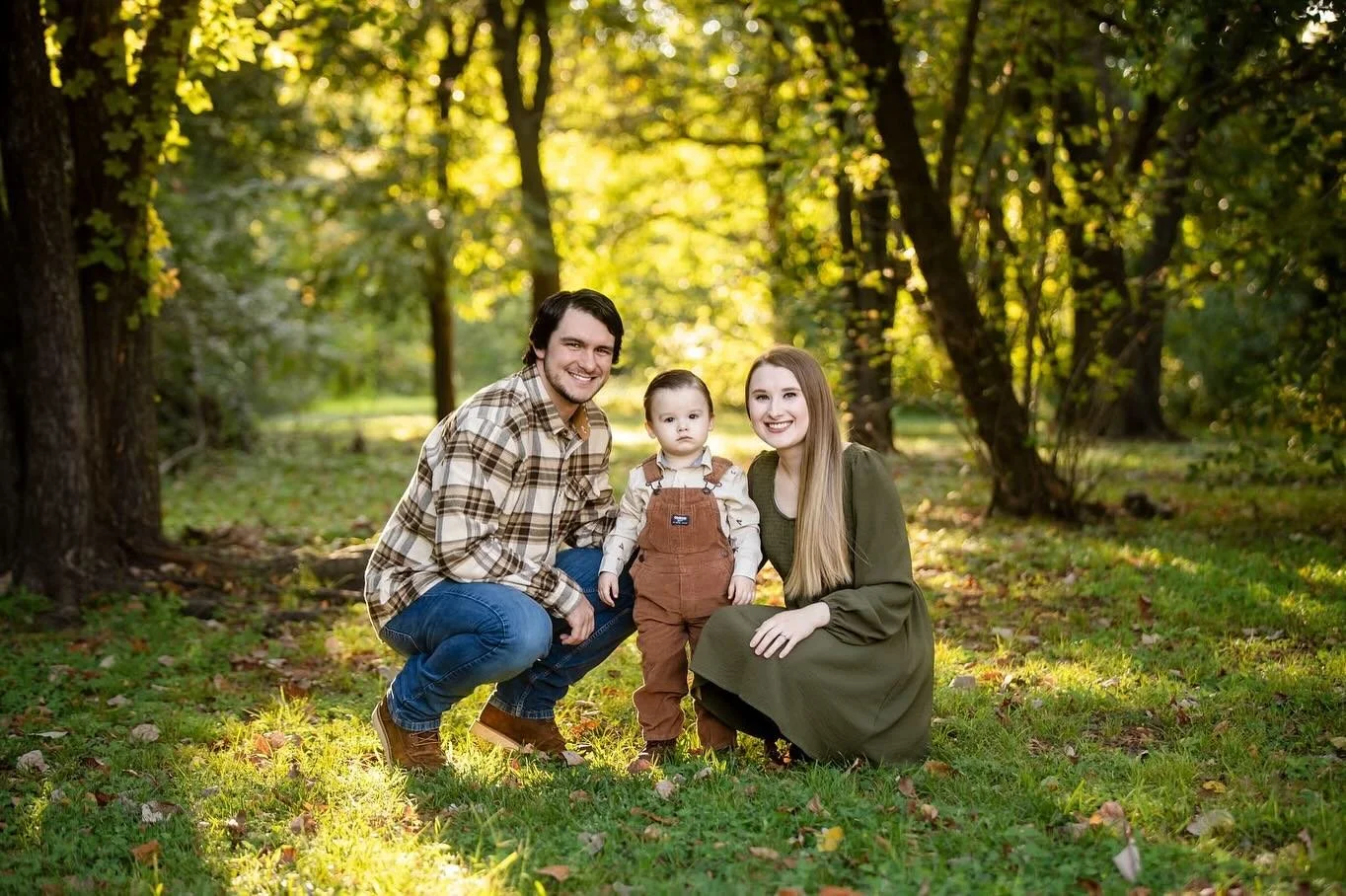 My very favorite families?
The ones who come back, year after year. 
The ones who trust me with their most precious memories.
It’s not lost on me what a huge thing that is—to be invited back into your lives over and over again. I am so