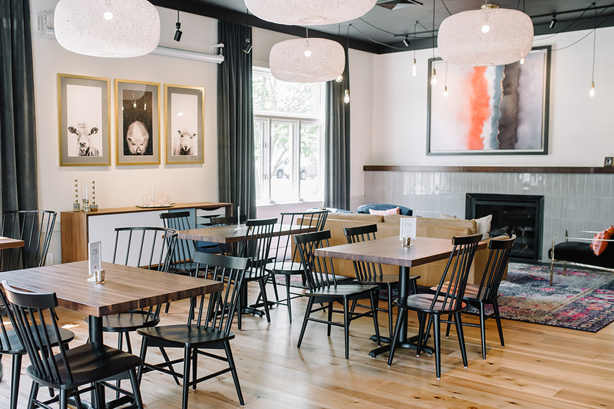 diningroom.jpg