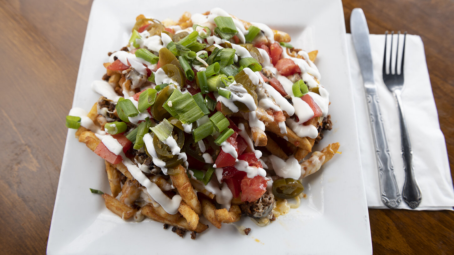 mojave_cantina_chorizo_cheese_fries_20210412-1.jpg