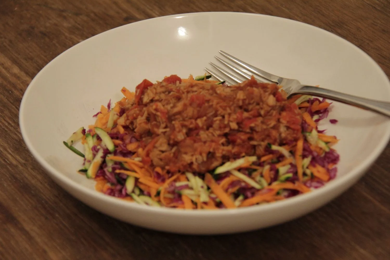 Monday | Pulled pork with tomato salsa on a bed of grated zucchini, carrot and red cabbage